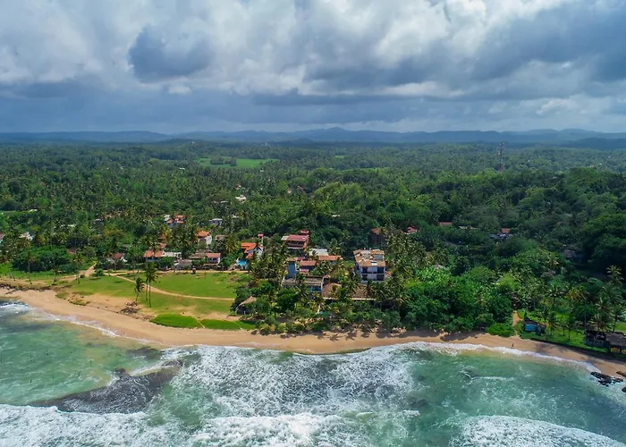 Villa Tissa Beach Resort